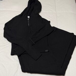 Hollister Gilly Hicks knit lounge set